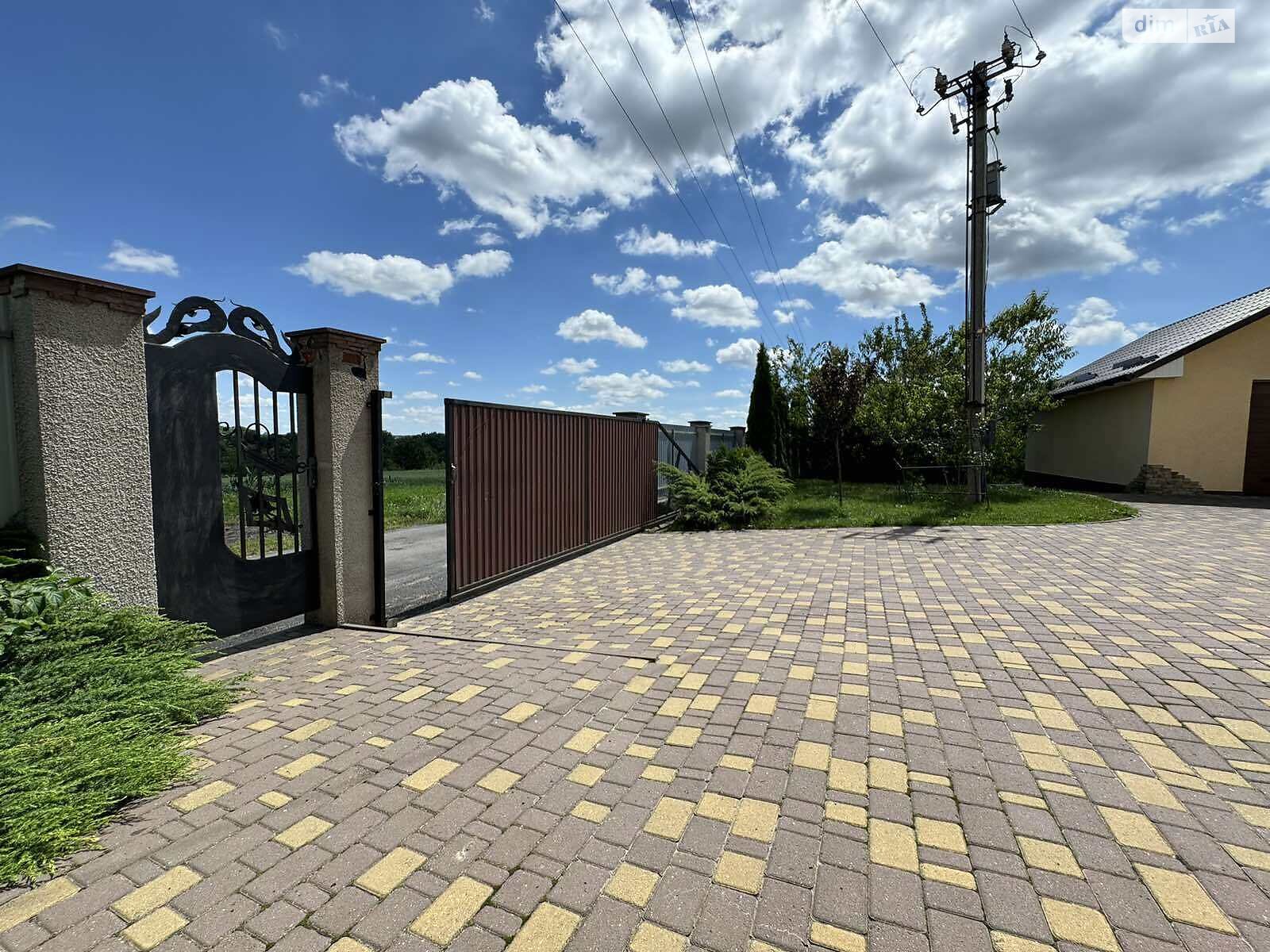 двоповерховий будинок з верандою, 184.5 кв. м, цегла. Продаж у Ружичанці фото 1 двоповерховий будинок з верандою, 184.5 кв. м, цегла. Продаж у Ружичанці фото 1