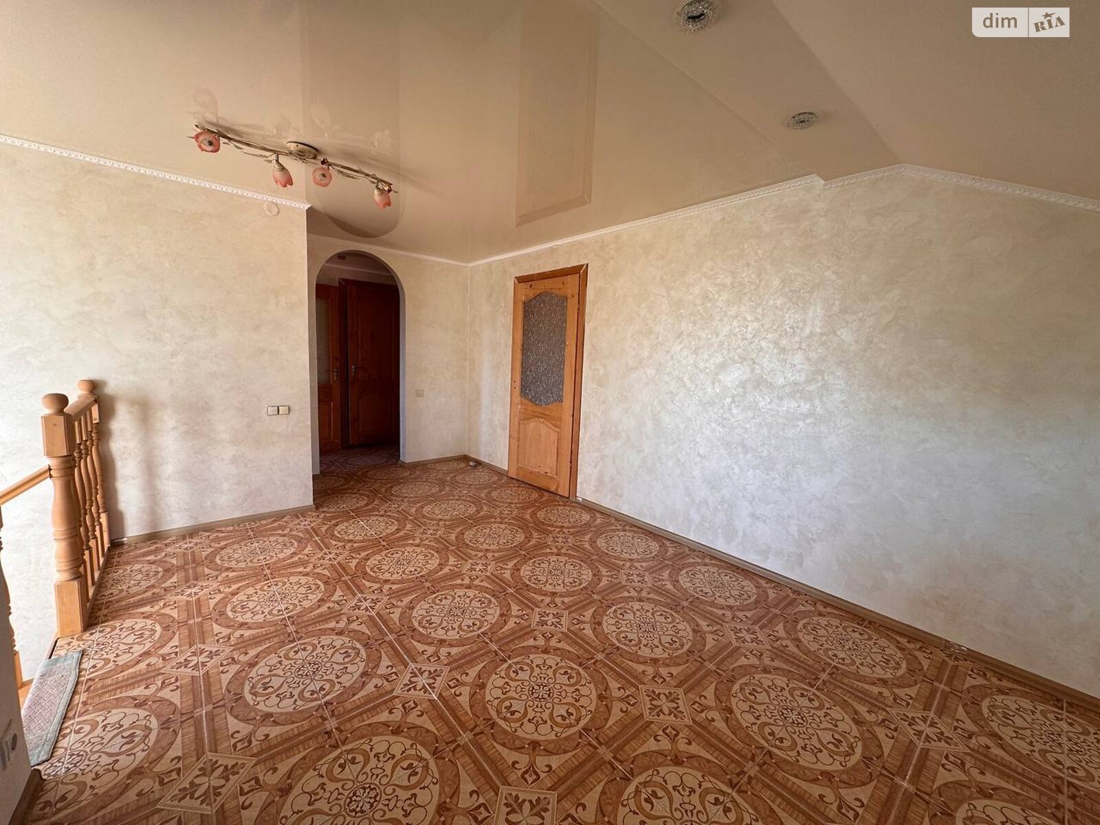 двоповерховий будинок з ремонтом, 251 кв. м, цегла. Продаж у Ружичанці фото 1 двоповерховий будинок з ремонтом, 251 кв. м, цегла. Продаж у Ружичанці фото 1