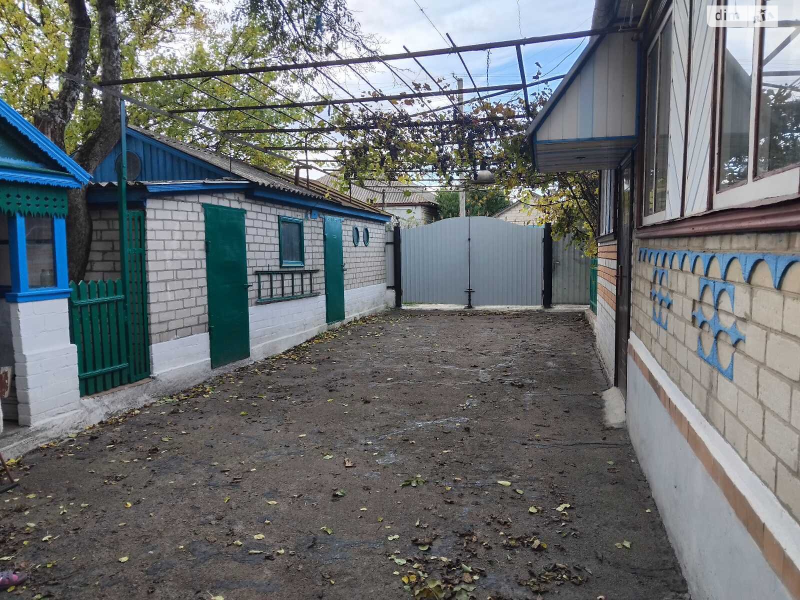 одноповерховий будинок з гаражем, 102 кв. м, цегла. Продаж у Руській Поляні фото 1