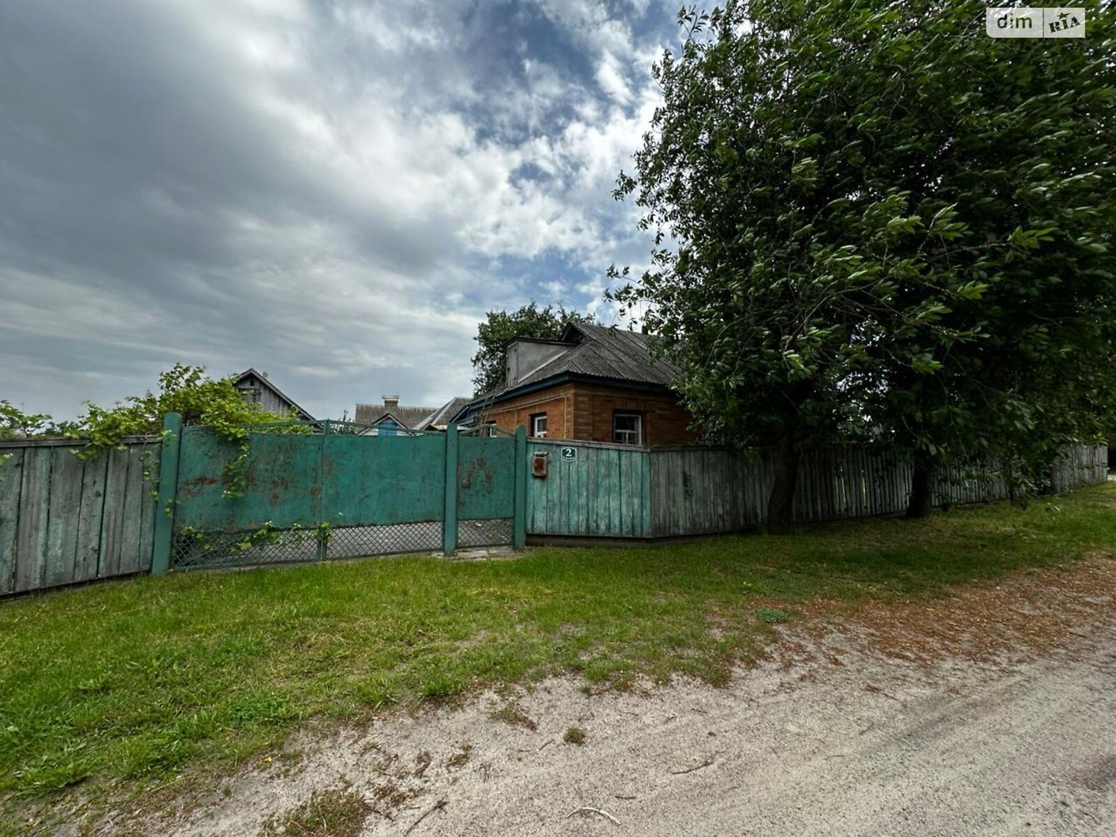 одноэтажный дом с гаражом, 66 кв. м, кирпич саманный. Продажа в Русской Поляне фото 1 одноэтажный дом с гаражом, 66 кв. м, кирпич саманный. Продажа в Русской Поляне фото 1