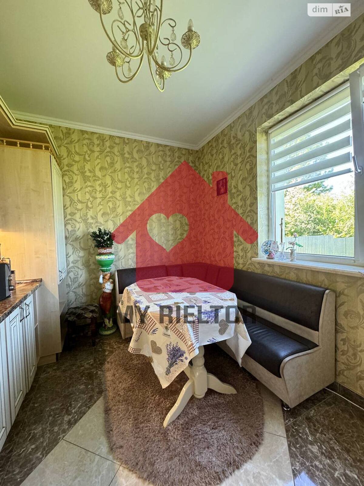двухэтажный дом, 246.7 кв. м, цегла. Продажа в Русских Комаровцах фото 1 двухэтажный дом, 246.7 кв. м, цегла. Продажа в Русских Комаровцах фото 1