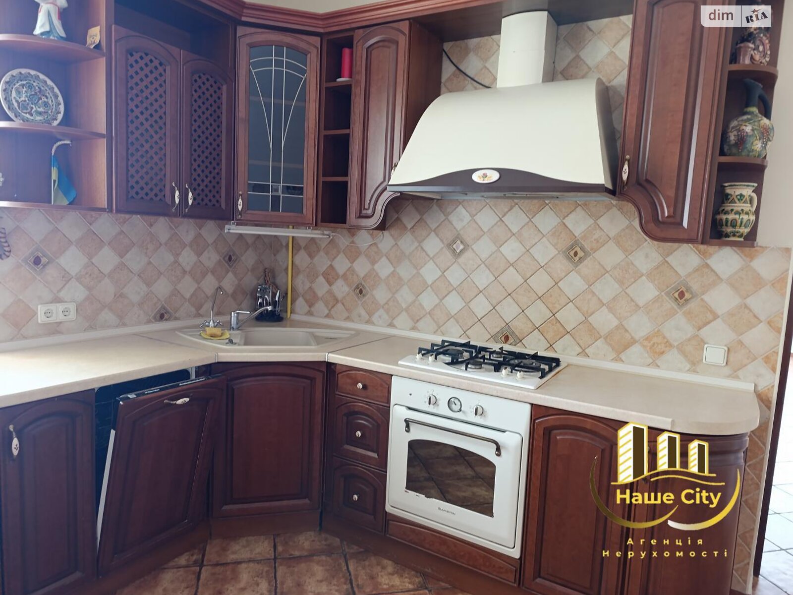 двоповерховий будинок, 318 кв. м, кирпич. Продаж у Рясне-Руське фото 1 двоповерховий будинок, 318 кв. м, кирпич. Продаж у Рясне-Руське фото 1
