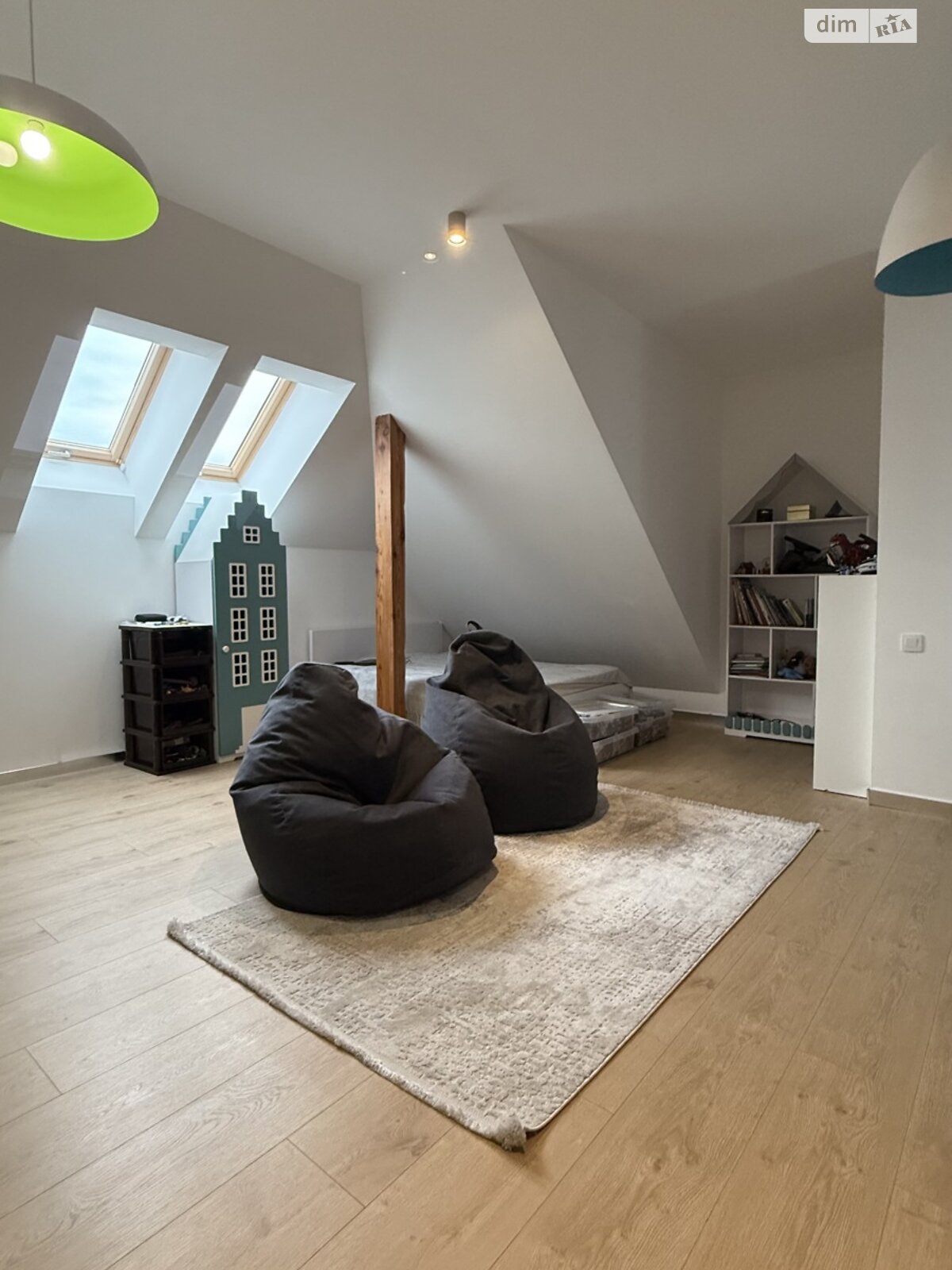 двоповерховий будинок з гаражем, 283 кв. м, газобетон. Продаж у Рясне-Руське фото 1 двоповерховий будинок з гаражем, 283 кв. м, газобетон. Продаж у Рясне-Руське фото 1