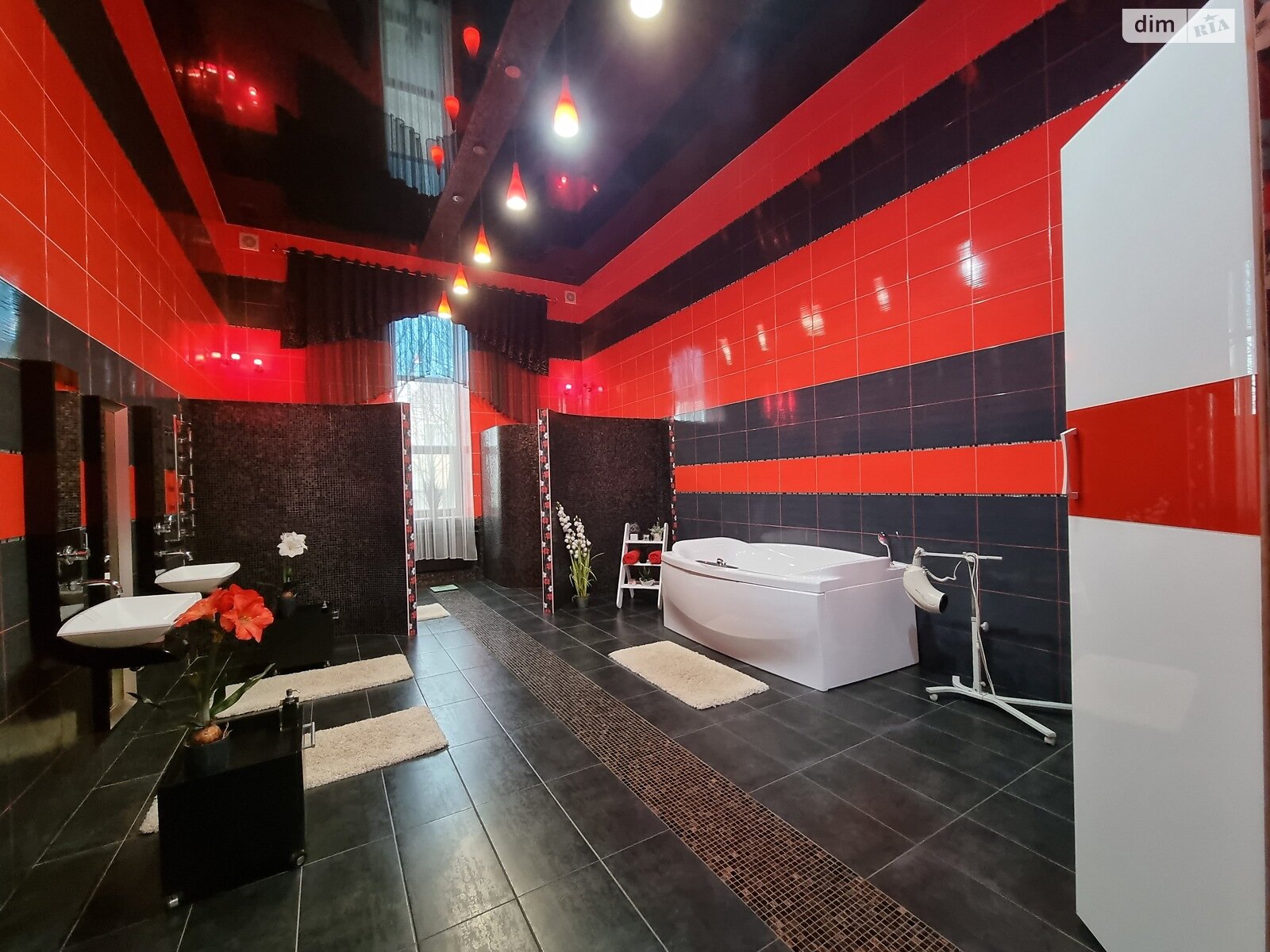 одноэтажный дом с верандой, 556 кв. м, керамзитобетон. Продажа в Салганах фото 1 одноэтажный дом с верандой, 556 кв. м, керамзитобетон. Продажа в Салганах фото 1