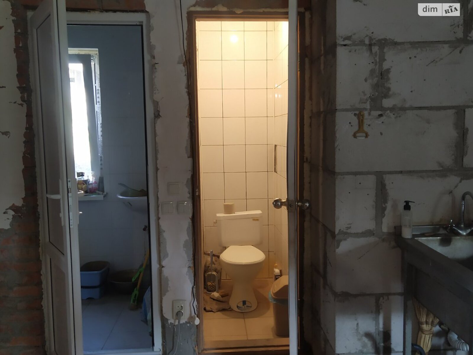 одноповерховий будинок з опаленням, 89.9 кв. м, пеноблок. Продаж у Салисі фото 1 одноповерховий будинок з опаленням, 89.9 кв. м, пеноблок. Продаж у Салисі фото 1
