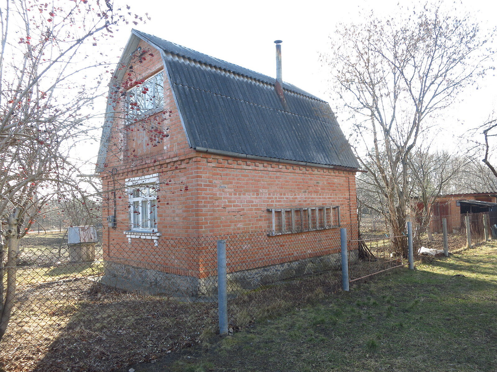 двухэтажный дом с верандой, 27 кв. м, кирпич. Продажа в Сальнике фото 1 двухэтажный дом с верандой, 27 кв. м, кирпич. Продажа в Сальнике фото 1