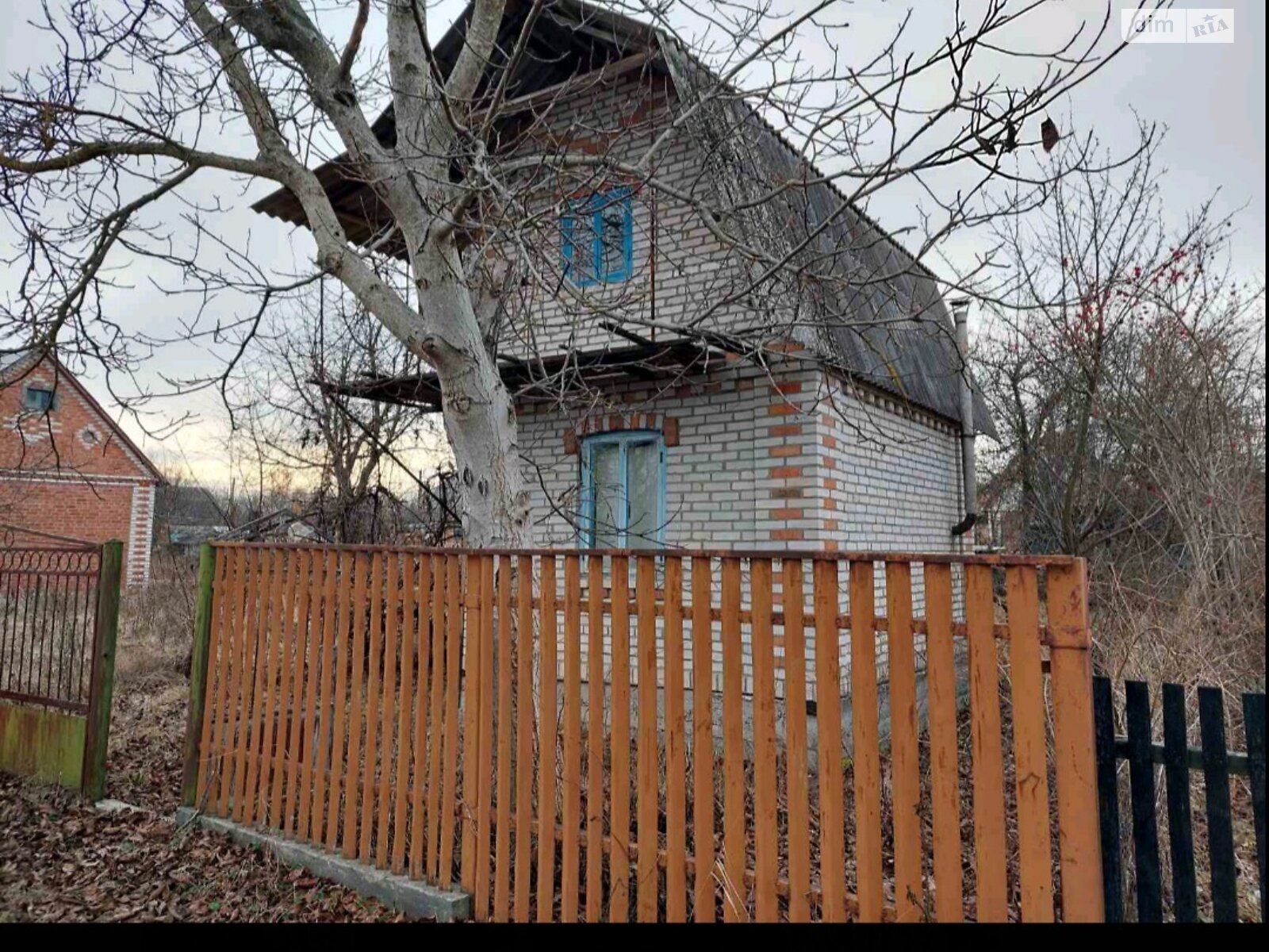 двоповерховий будинок з балконом, 26 кв. м, цегла. Продаж у Сальнику фото 1