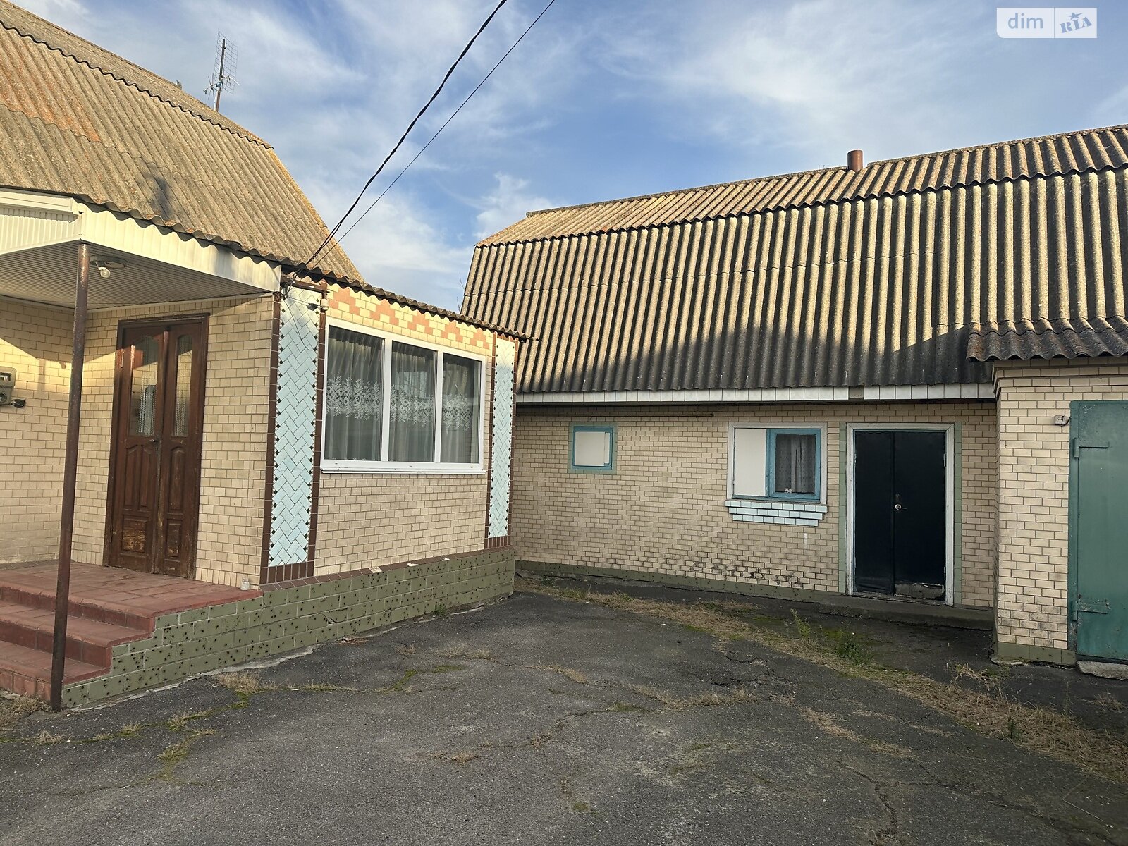 одноповерховий будинок з гаражем, 90 кв. м, цегла. Продаж у Сальнику фото 1 одноповерховий будинок з гаражем, 90 кв. м, цегла. Продаж у Сальнику фото 1