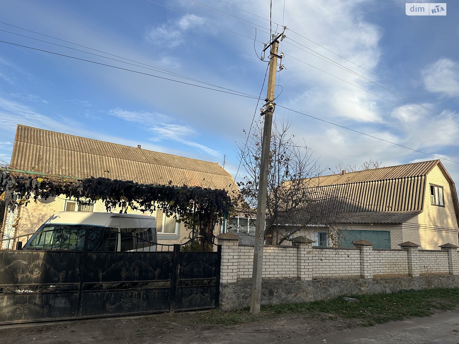 одноповерховий будинок з гаражем, 90 кв. м, цегла. Продаж у Сальнику фото 1 одноповерховий будинок з гаражем, 90 кв. м, цегла. Продаж у Сальнику фото 1