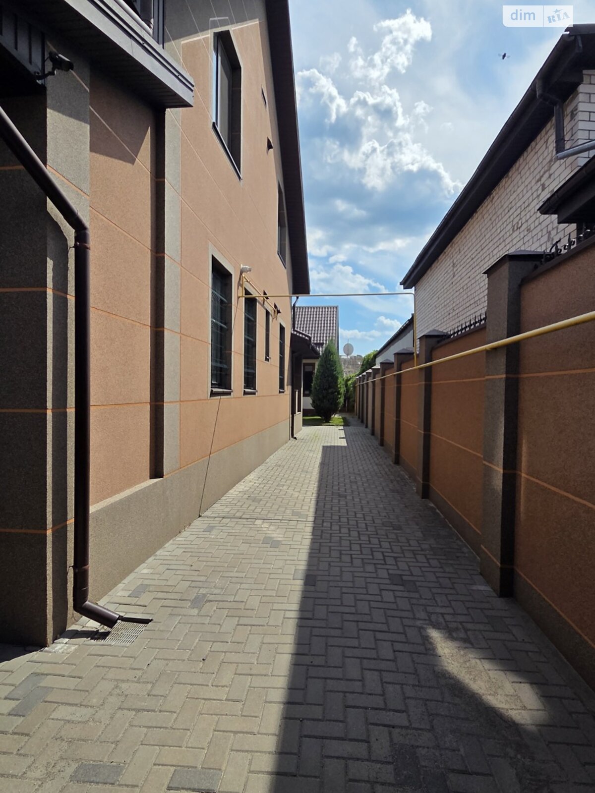 двухэтажный дом с верандой, 200 кв. м, кирпич. Продажа в Самаре фото 1 двухэтажный дом с верандой, 200 кв. м, кирпич. Продажа в Самаре фото 1