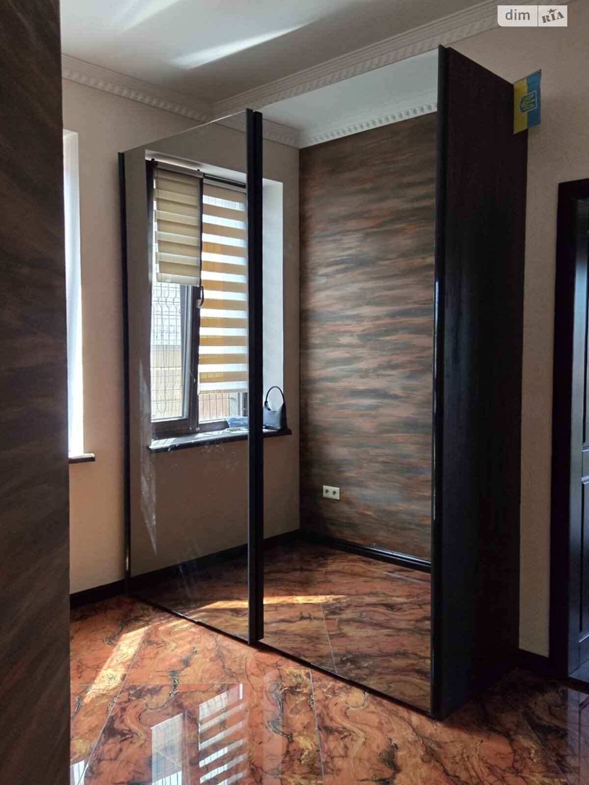 двухэтажный дом с верандой, 200 кв. м, кирпич. Продажа в Самаре фото 1 двухэтажный дом с верандой, 200 кв. м, кирпич. Продажа в Самаре фото 1