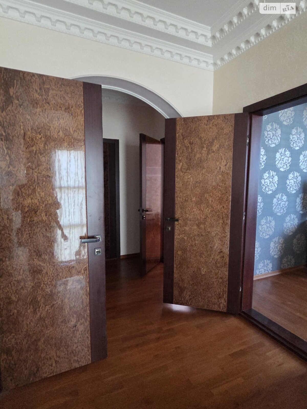 двухэтажный дом с верандой, 200 кв. м, кирпич. Продажа в Самаре фото 1 двухэтажный дом с верандой, 200 кв. м, кирпич. Продажа в Самаре фото 1