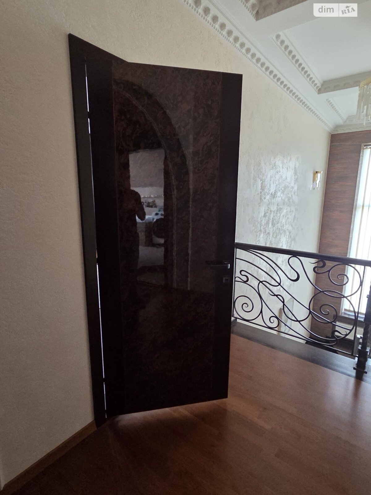 двухэтажный дом с верандой, 200 кв. м, кирпич. Продажа в Самаре фото 1 двухэтажный дом с верандой, 200 кв. м, кирпич. Продажа в Самаре фото 1