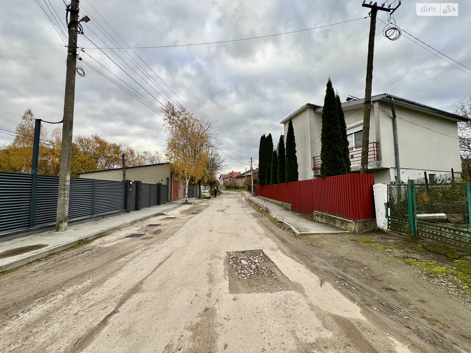 двоповерховий будинок з опаленням, 260 кв. м, дерево та цегла. Продаж в Самборі, район Самбір фото 1