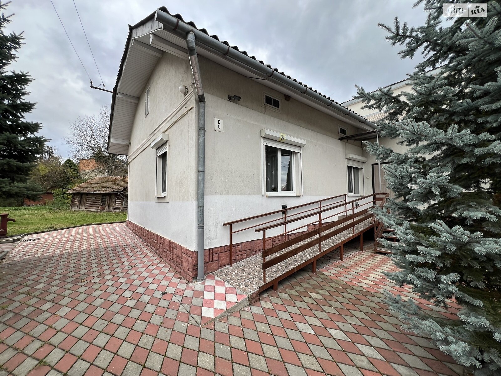 двоповерховий будинок з опаленням, 260 кв. м, дерево та цегла. Продаж в Самборі, район Самбір фото 1