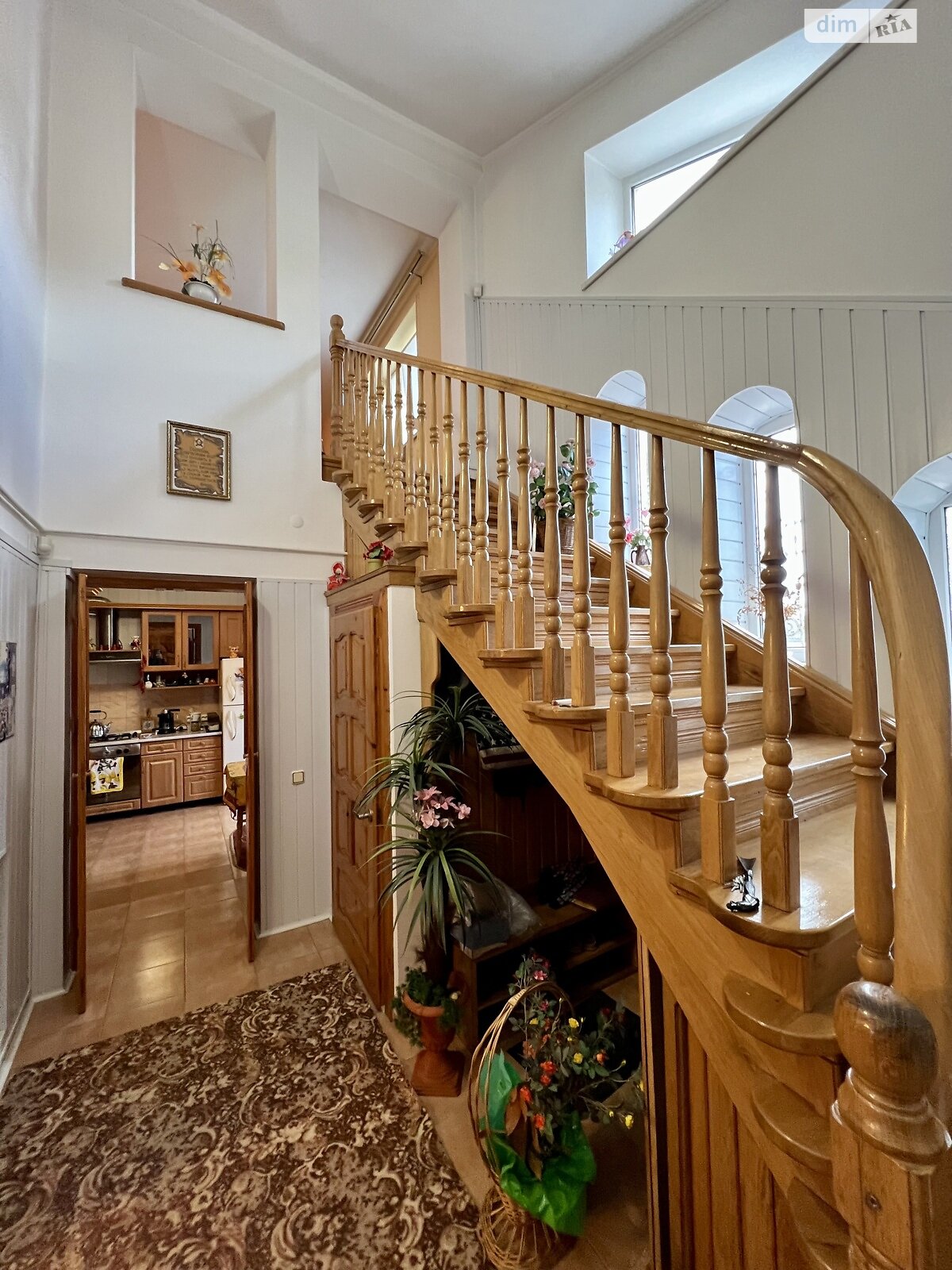 двоповерховий будинок з опаленням, 260 кв. м, дерево та цегла. Продаж в Самборі, район Самбір фото 1