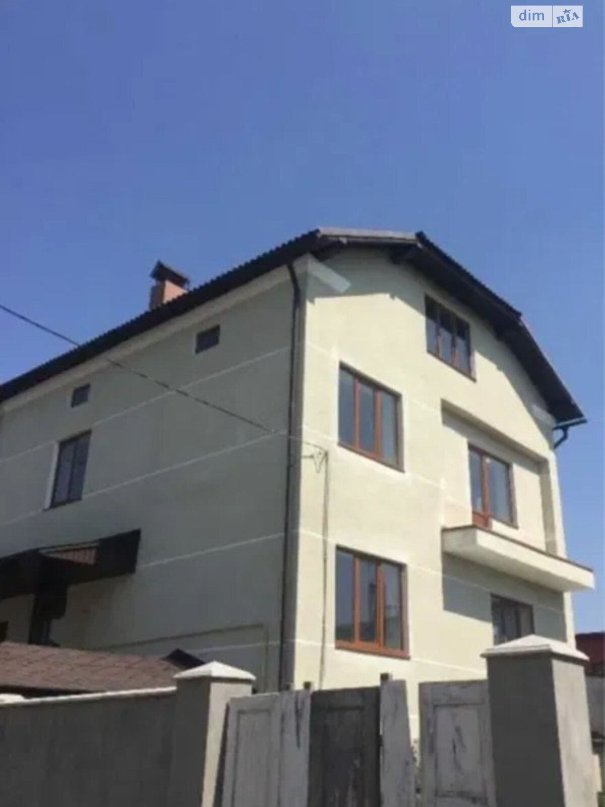 триповерховий будинок з балконом, 120 кв. м, цегла. Продаж у Самборі фото 1