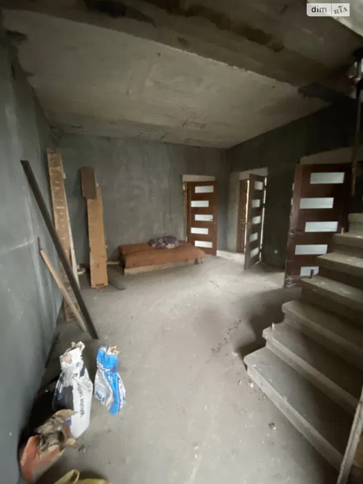 триповерховий будинок з балконом, 120 кв. м, цегла. Продаж у Самборі фото 1