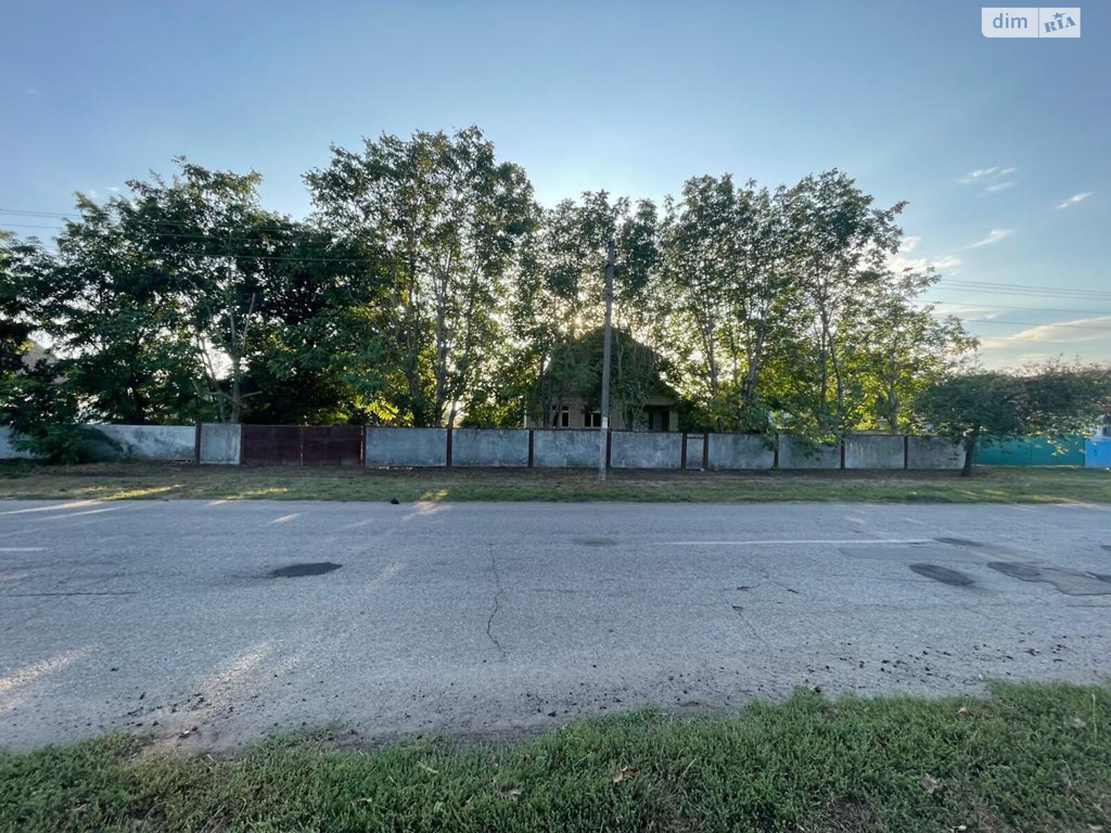 одноэтажный дом с верандой, 94.5 кв. м, кирпич. Продажа в Самгородке фото 1