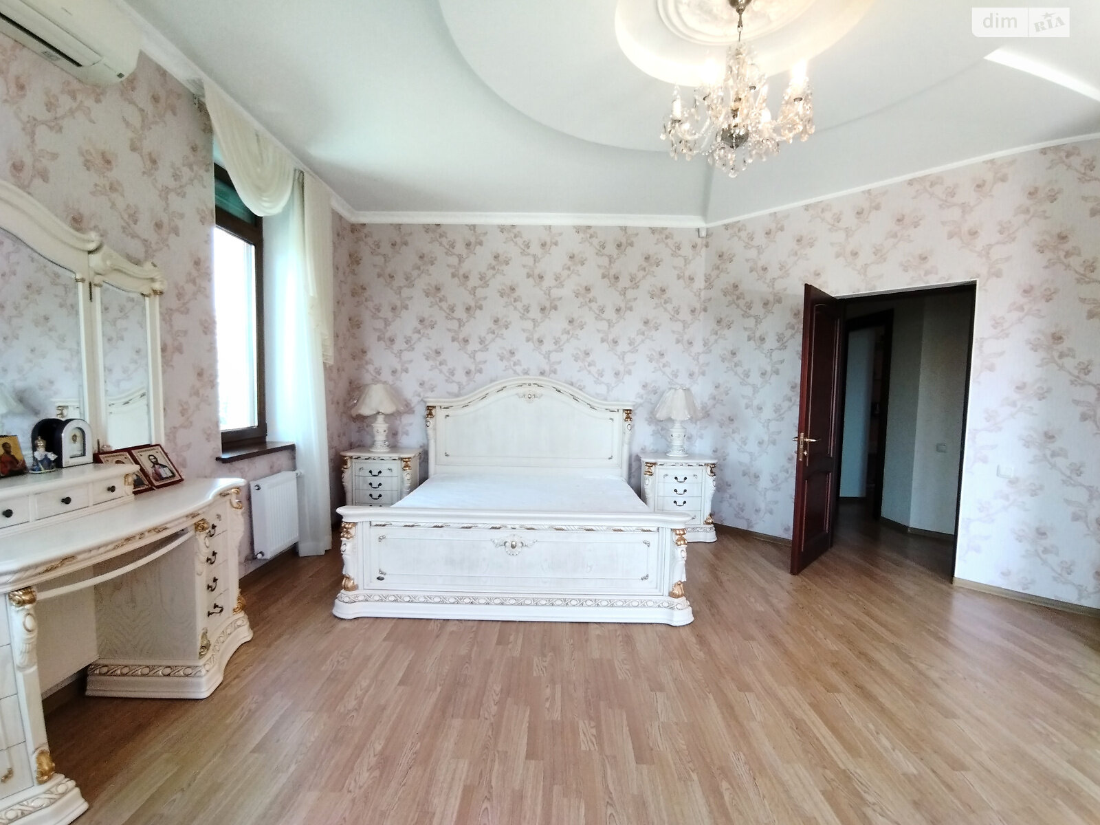двоповерховий будинок з балконом, 220 кв. м, ракушняк. Продаж у Санжійці фото 1 двоповерховий будинок з балконом, 220 кв. м, ракушняк. Продаж у Санжійці фото 1