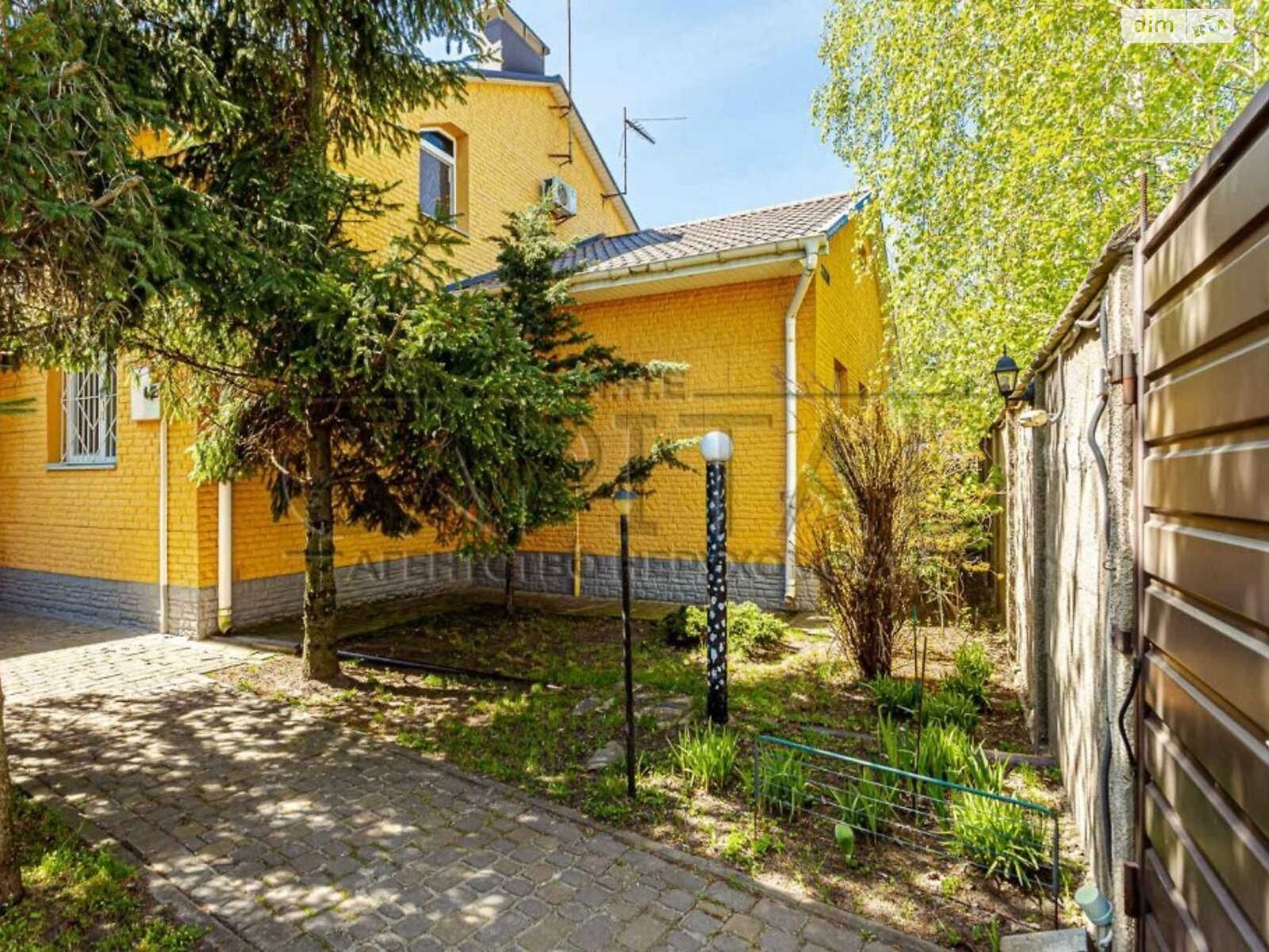 двоповерховий будинок, 286 кв. м, цегла. Продаж у Щасливе фото 1