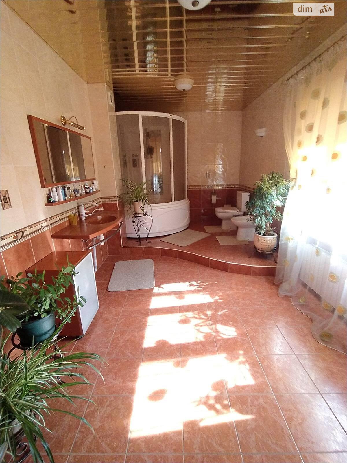 трехэтажный дом с отоплением, 438 кв. м, кирпич. Продажа в Счастливом фото 1 трехэтажный дом с отоплением, 438 кв. м, кирпич. Продажа в Счастливом фото 1