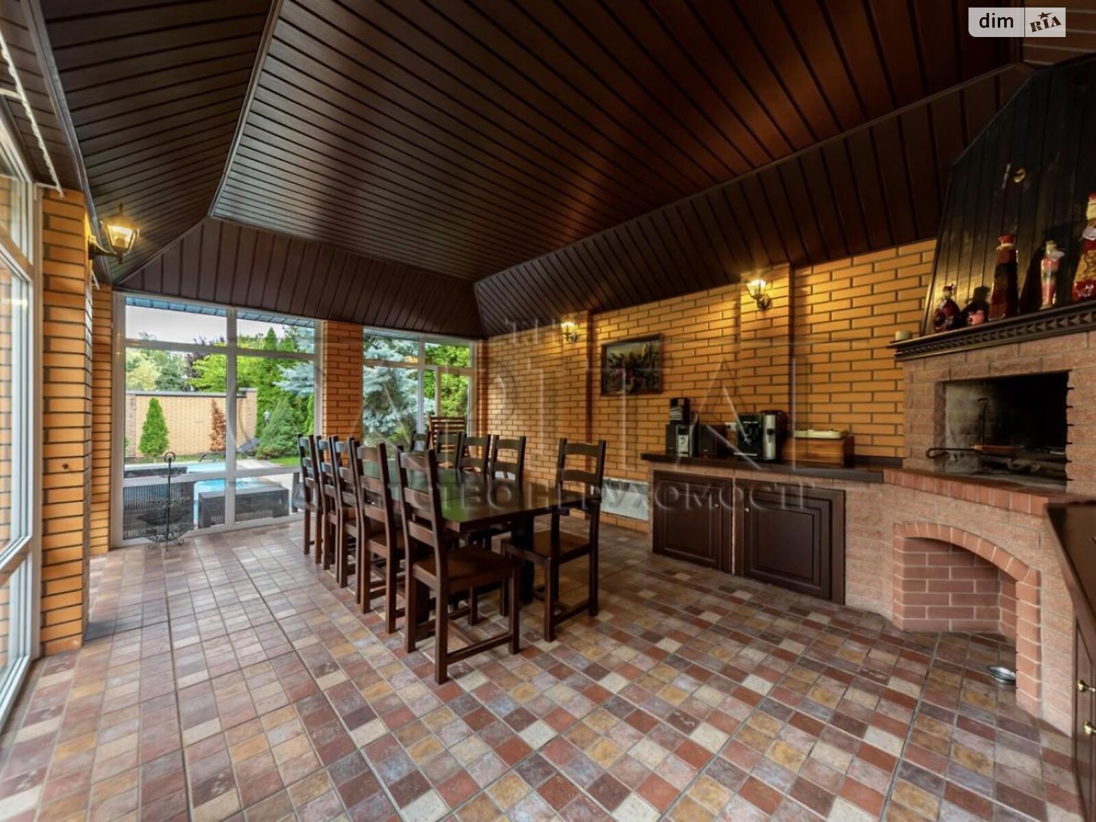 триповерховий будинок з гаражем, 323 кв. м, кирпич. Продаж у Щасливе фото 1