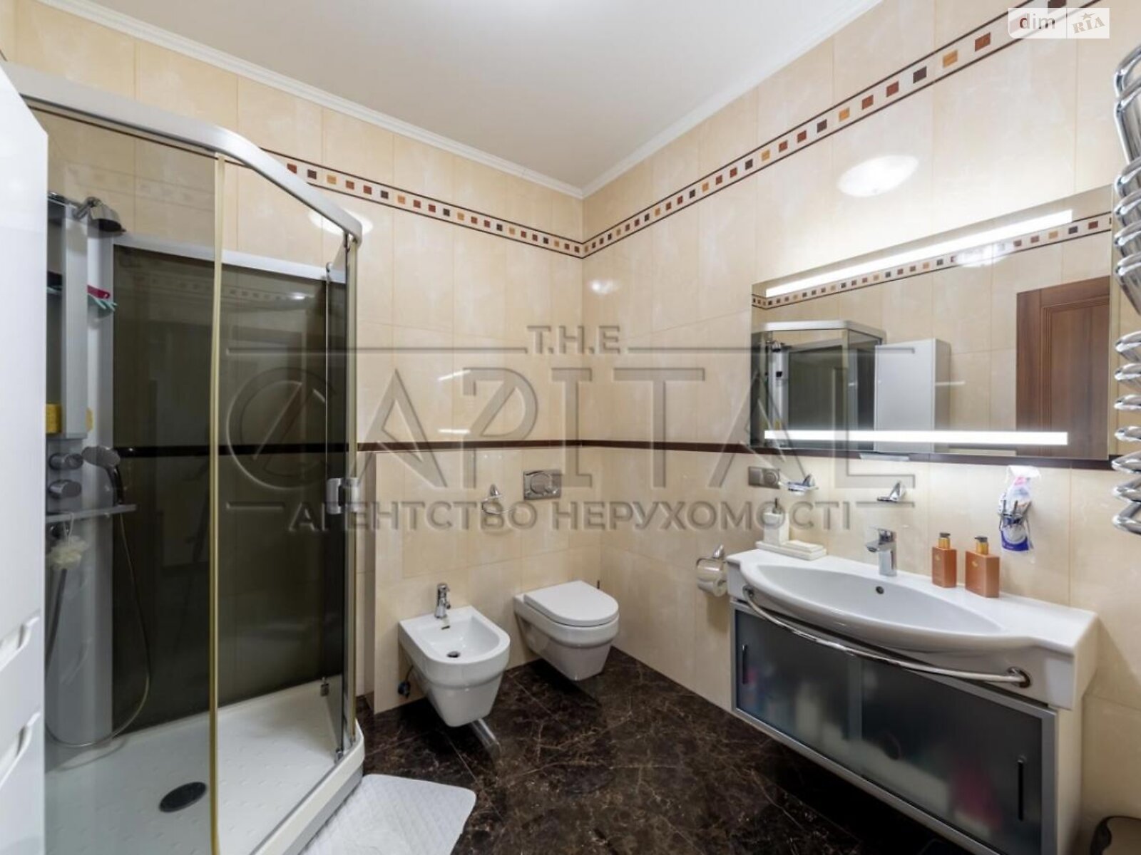 триповерховий будинок з гаражем, 323 кв. м, кирпич. Продаж у Щасливе фото 1