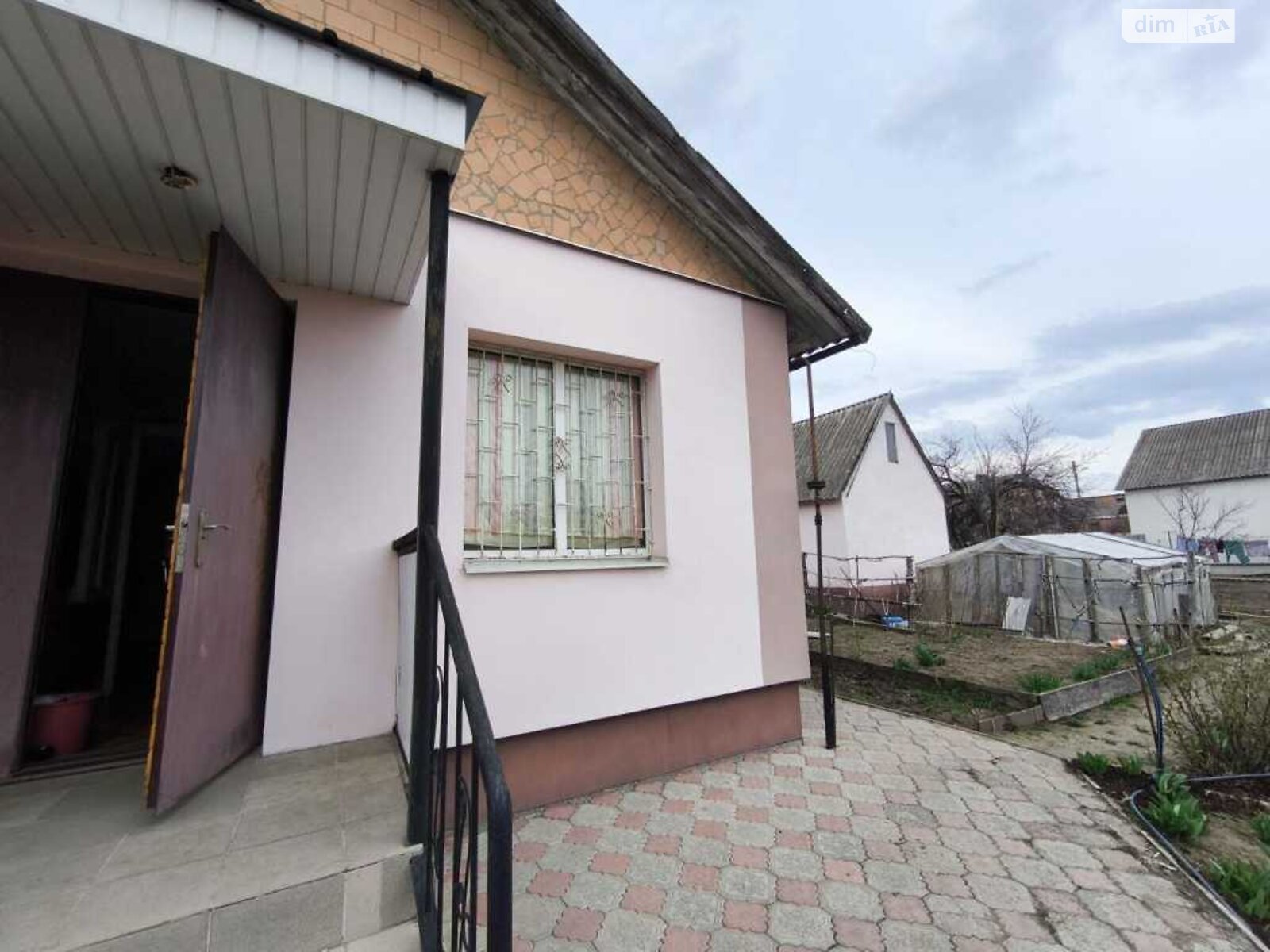 одноэтажный дом с отоплением, 99.5 кв. м, кирпич. Продажа в Щербанях фото 1