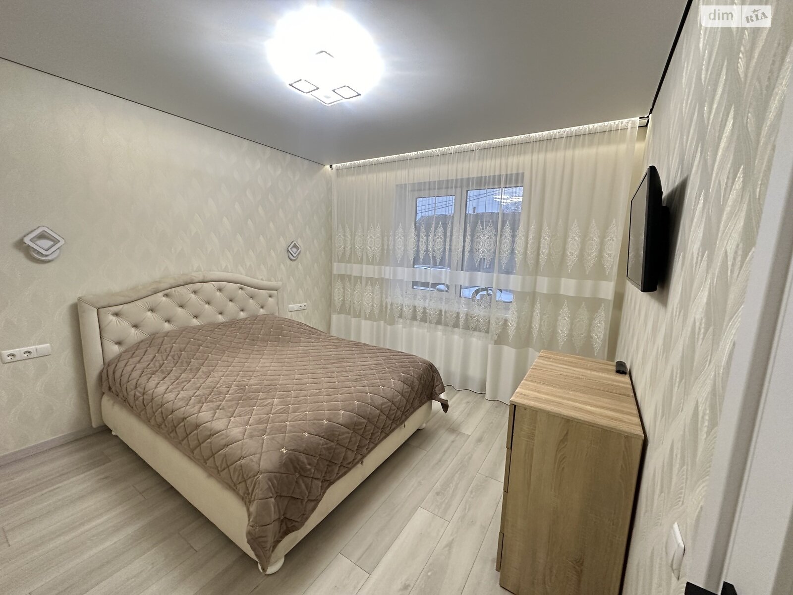 одноповерховий будинок з гаражем, 131 кв. м, кирпич. Продаж у Щітках фото 1