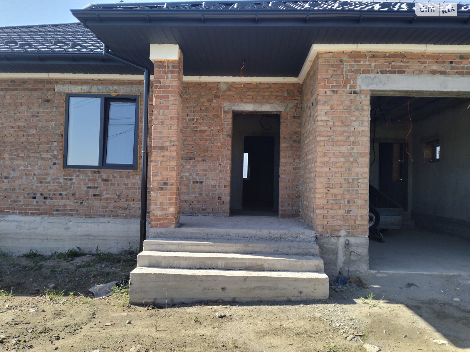 одноэтажный дом с гаражом, 164.5 кв. м, кирпич. Продажа в Щитках фото 1 одноэтажный дом с гаражом, 164.5 кв. м, кирпич. Продажа в Щитках фото 1