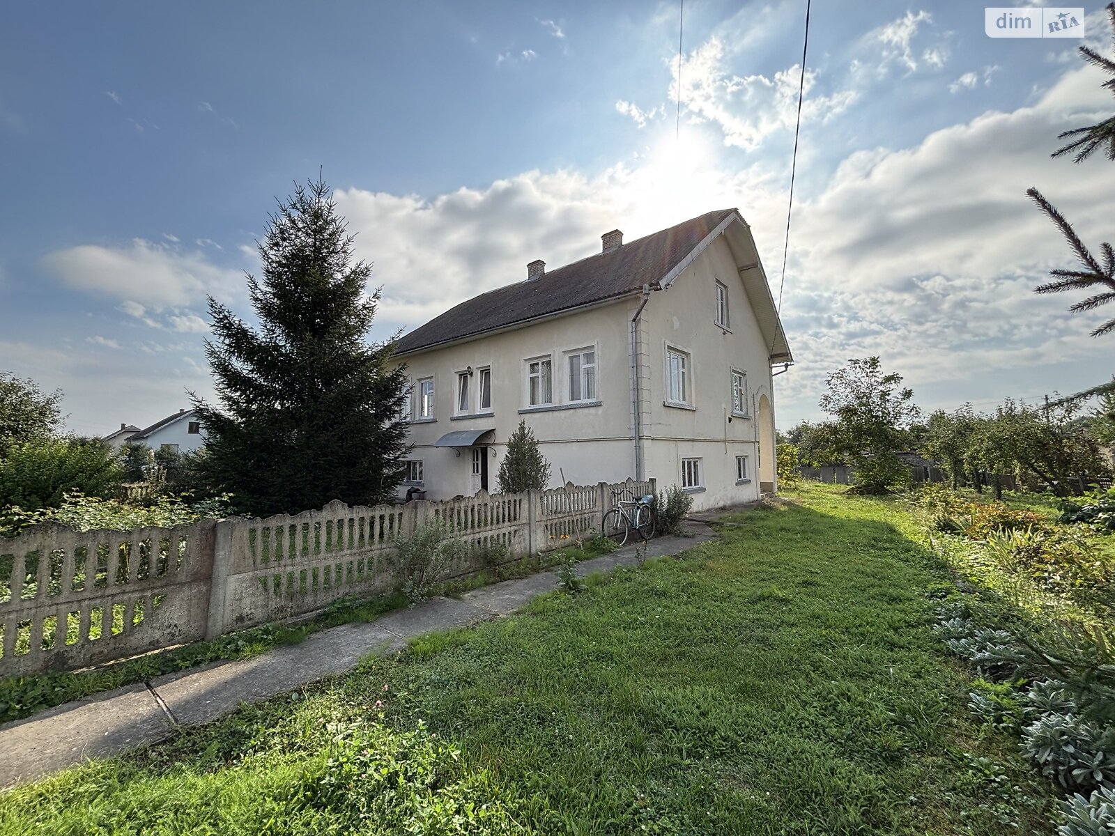 двухэтажный дом с верандой, 239 кв. м, кирпич. Продажа в Сельце фото 1