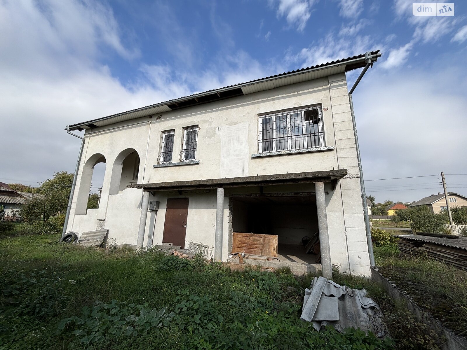 двухэтажный дом с верандой, 239 кв. м, кирпич. Продажа в Сельце фото 1