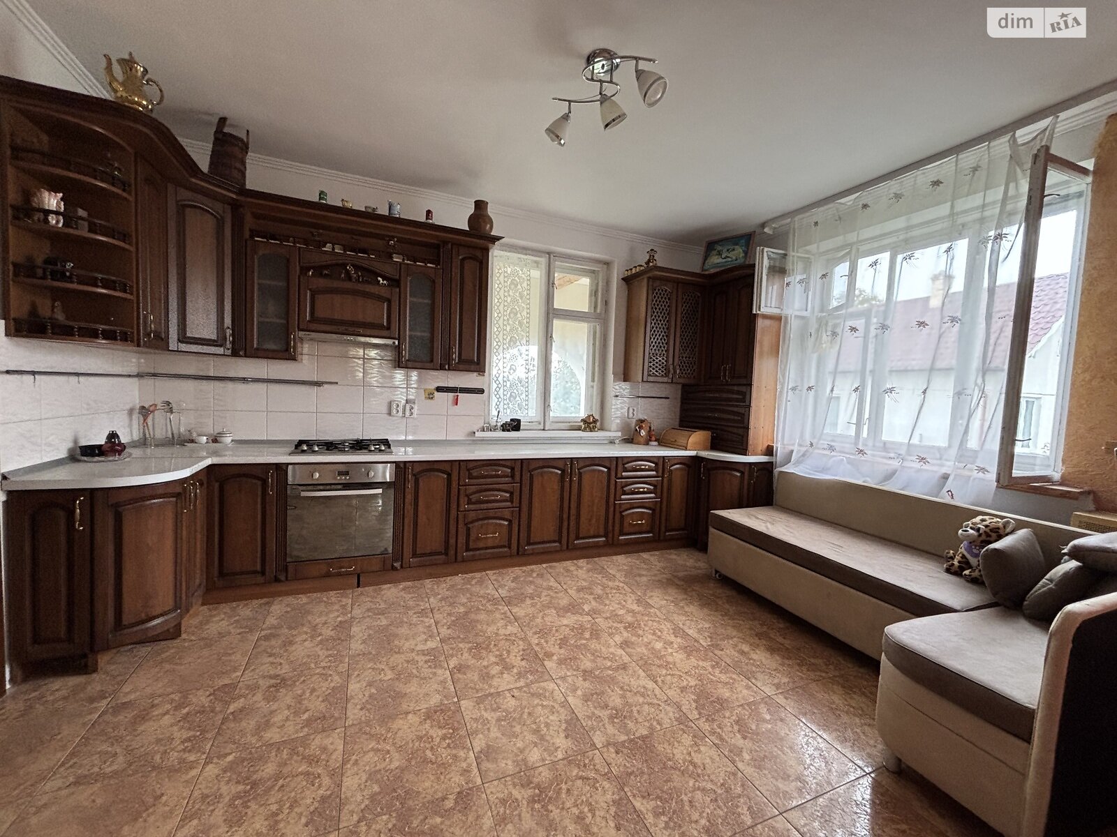 двухэтажный дом с верандой, 239 кв. м, кирпич. Продажа в Сельце фото 1