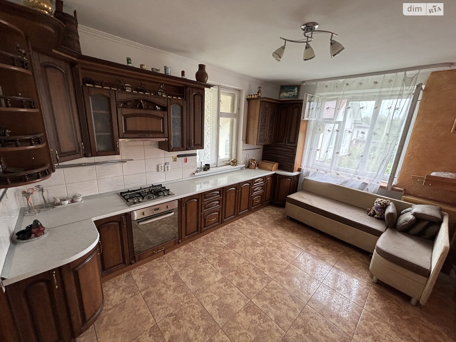 двухэтажный дом с верандой, 239 кв. м, кирпич. Продажа в Сельце фото 1