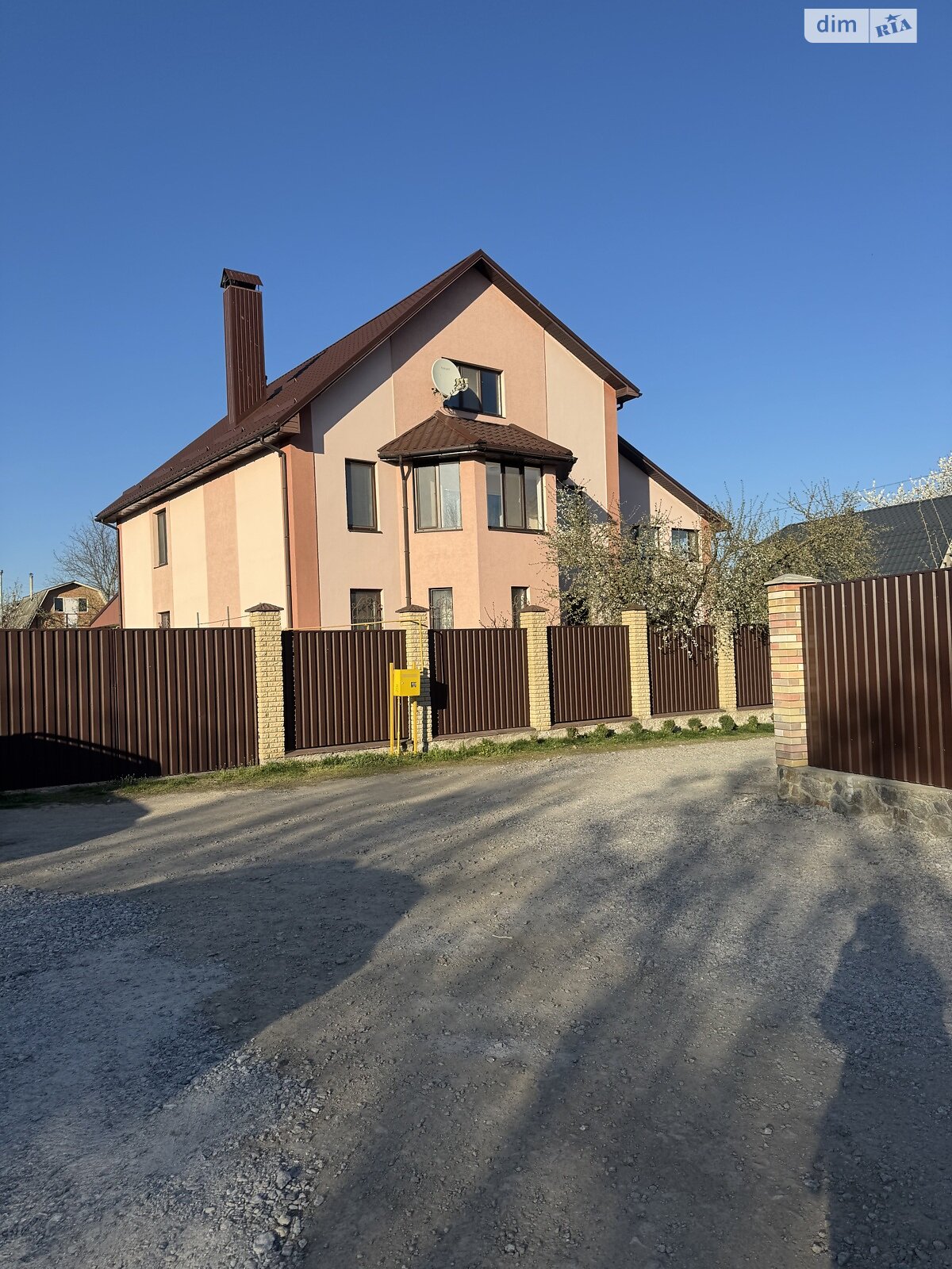 двоповерховий будинок з балконом, 306 кв. м, газобетон. Продаж у Селищі фото 1 двоповерховий будинок з балконом, 306 кв. м, газобетон. Продаж у Селищі фото 1