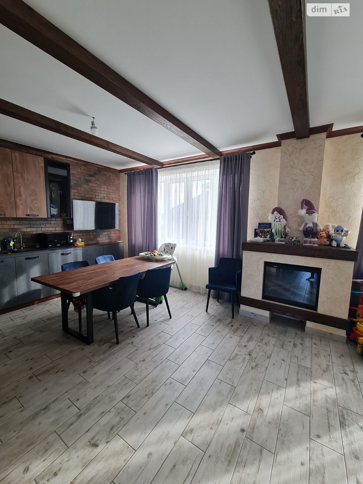 двоповерховий будинок, 260 кв. м, цегла. Продаж в Селищі фото 1