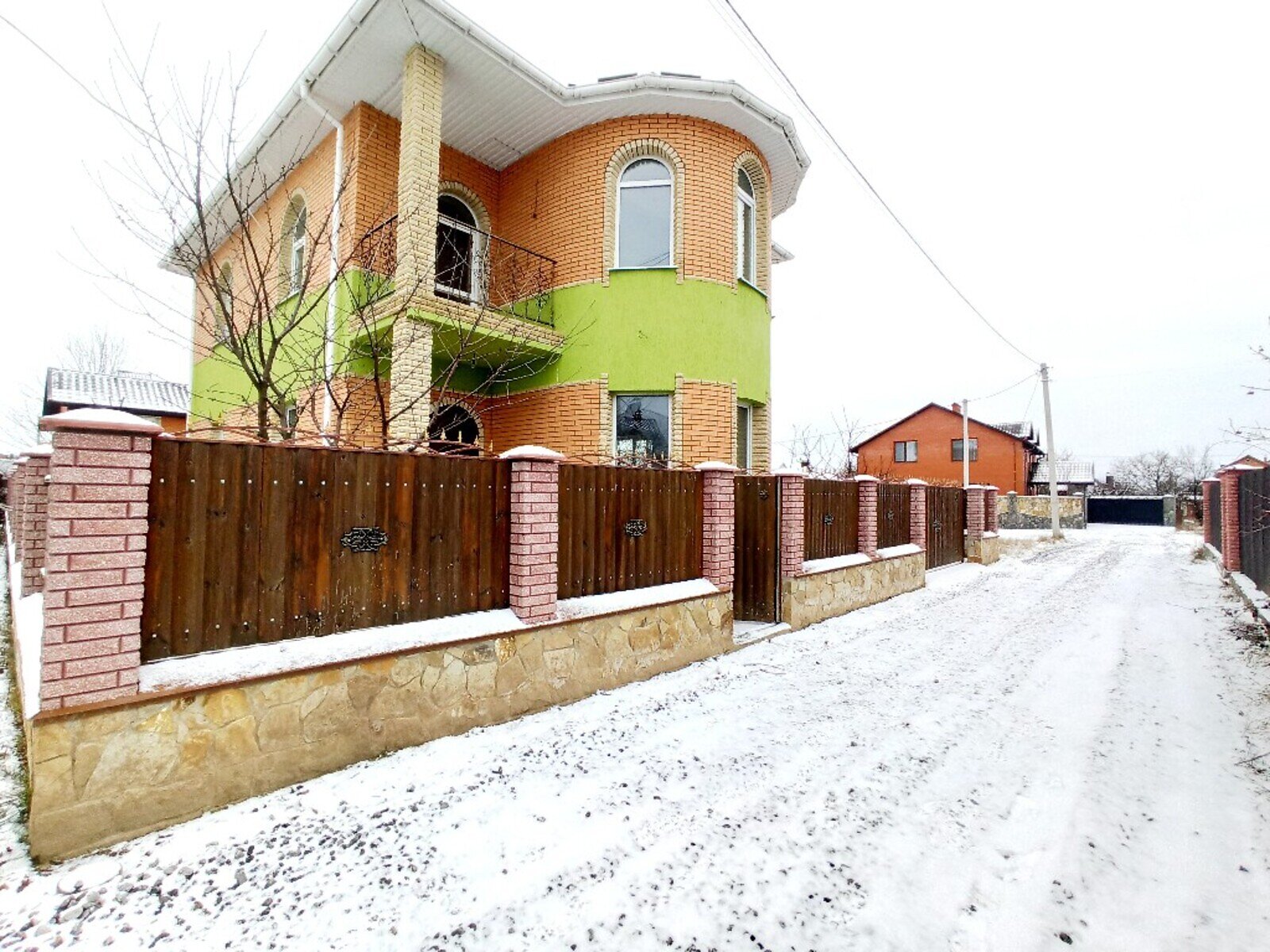 двухэтажный дом, 135 кв. м, кирпич. Продажа в Березиной фото 1