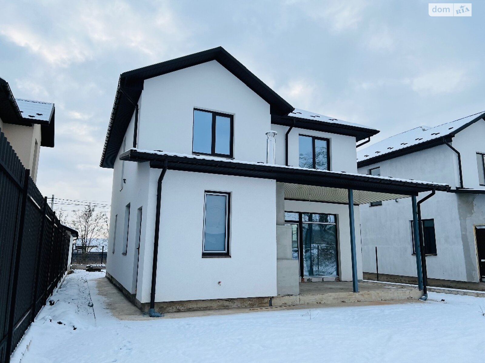 двухэтажный дом с ремонтом, 160 кв. м, кирпич. Продажа в Шкуринцах фото 1 двухэтажный дом с ремонтом, 160 кв. м, кирпич. Продажа в Шкуринцах фото 1
