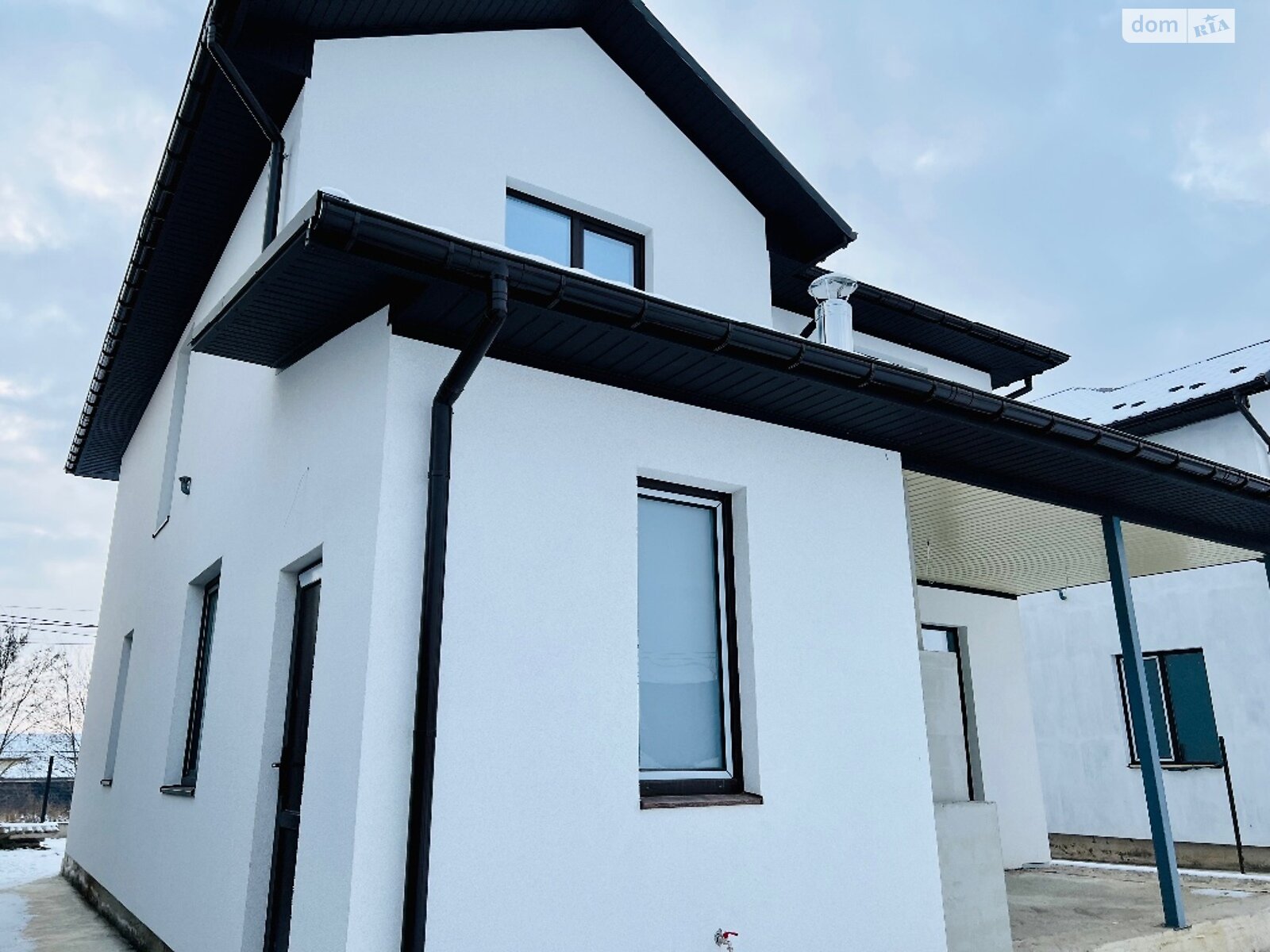 двухэтажный дом с ремонтом, 160 кв. м, кирпич. Продажа в Шкуринцах фото 1 двухэтажный дом с ремонтом, 160 кв. м, кирпич. Продажа в Шкуринцах фото 1