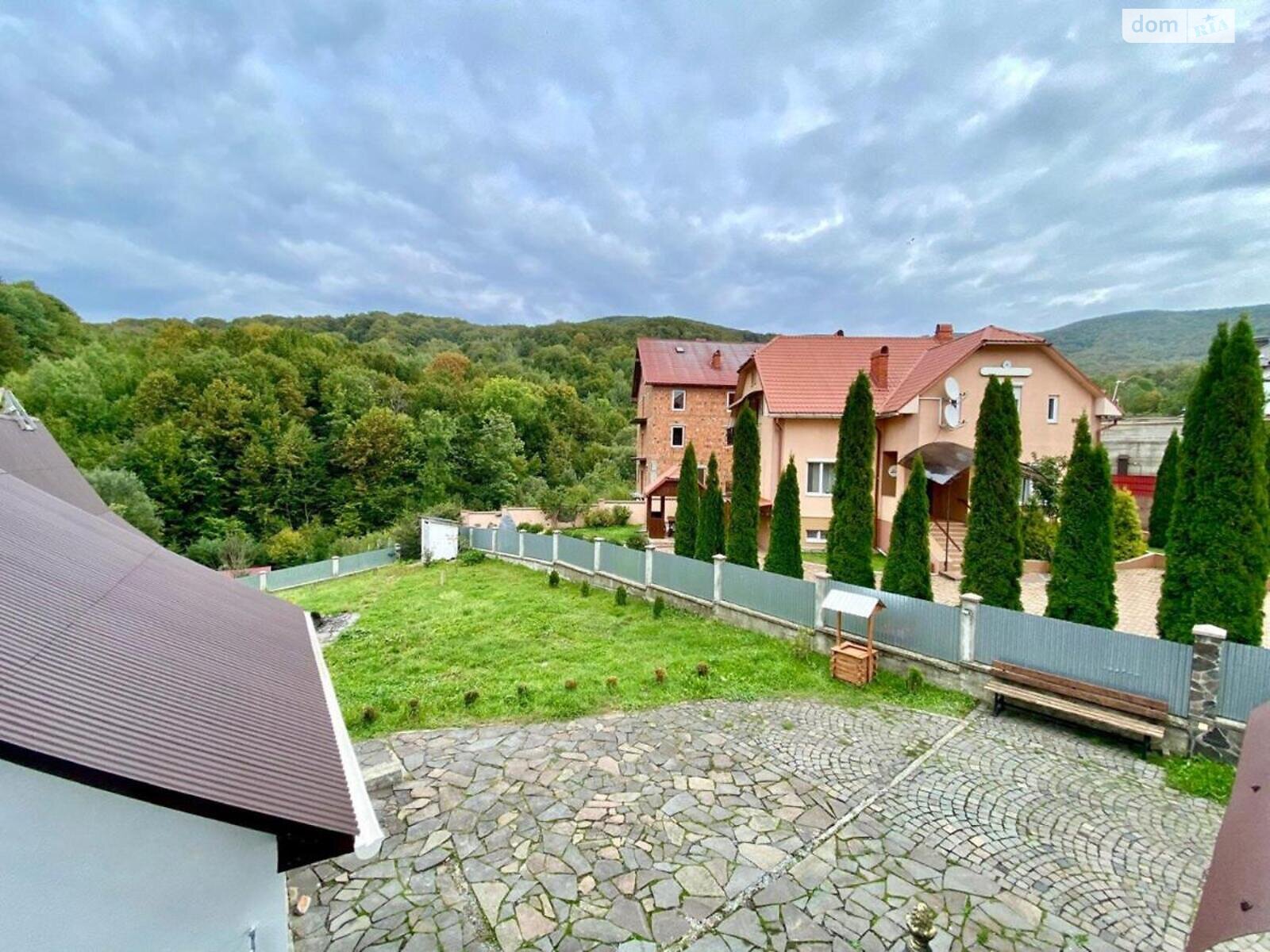 триповерховий будинок, 260 кв. м, цегла. Продаж у Синяку фото 1 триповерховий будинок, 260 кв. м, цегла. Продаж у Синяку фото 1