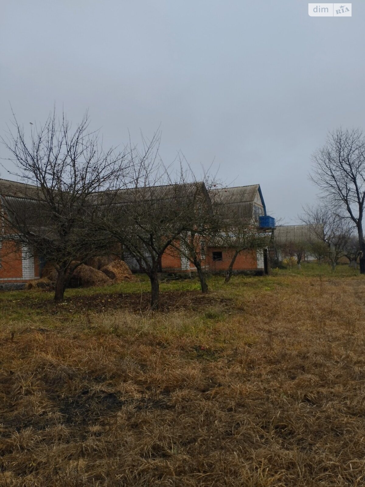 одноэтажный дом с гаражом, 100 кв. м, кирпич. Продажа в Семаках фото 1 одноэтажный дом с гаражом, 100 кв. м, кирпич. Продажа в Семаках фото 1