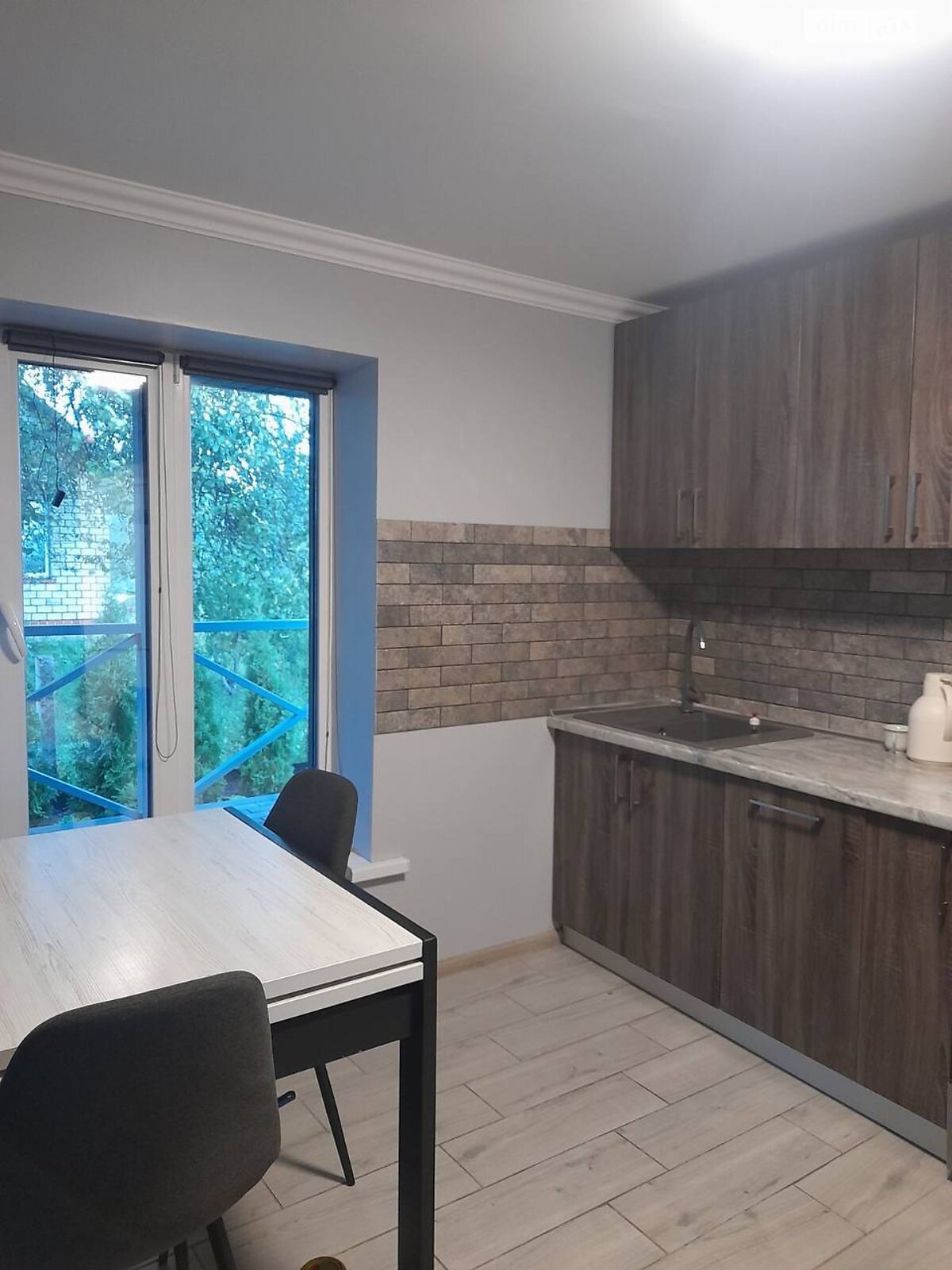 одноэтажный дом беседка, 70 кв. м, кирпич. Продажа в Серниках фото 1