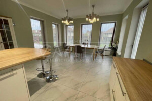 двухэтажный дом с верандой, 330 кв. м, кирпич. Продажа в Севериновке фото 2