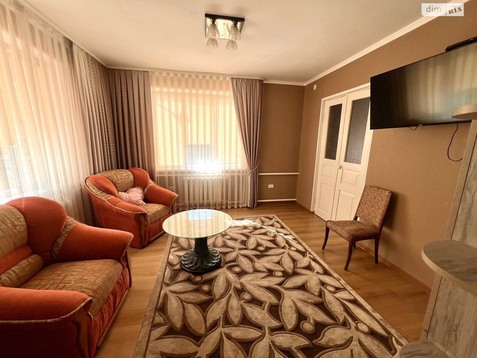 двухэтажный дом с верандой, 117.6 кв. м, кирпич. Продажа в Шаровечке район Шаровечка фото 1 двухэтажный дом с верандой, 117.6 кв. м, кирпич. Продажа в Шаровечке район Шаровечка фото 1