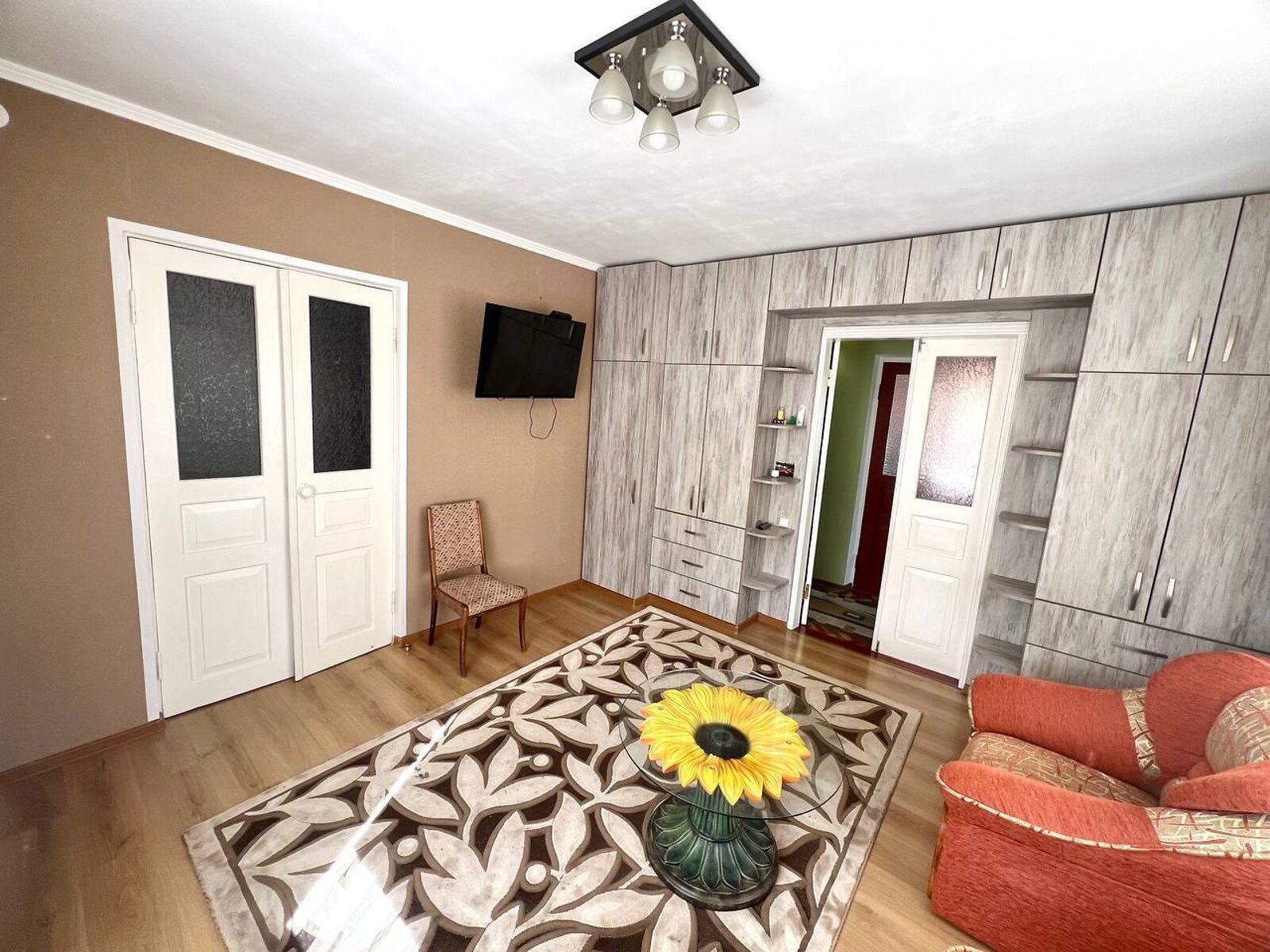 двухэтажный дом с верандой, 117.6 кв. м, кирпич. Продажа в Шаровечке район Шаровечка фото 1 двухэтажный дом с верандой, 117.6 кв. м, кирпич. Продажа в Шаровечке район Шаровечка фото 1