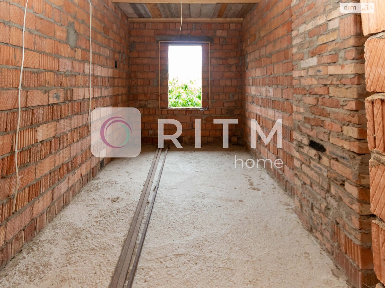двухэтажный дом с балконом, 238 кв. м, кирпич. Продажа в Шипинцах фото 1 двухэтажный дом с балконом, 238 кв. м, кирпич. Продажа в Шипинцах фото 1