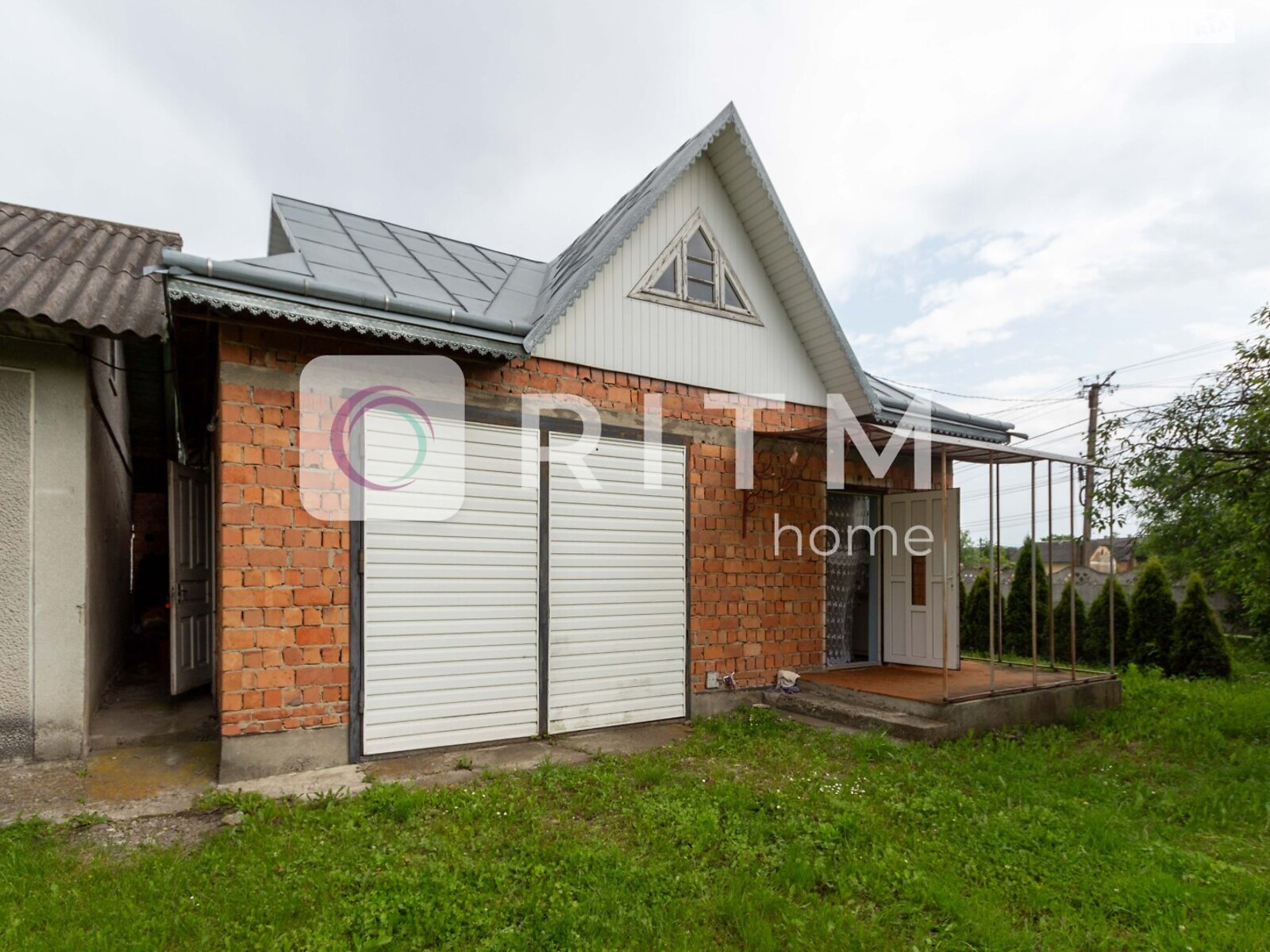 двухэтажный дом с балконом, 238 кв. м, кирпич. Продажа в Шипинцах фото 1 двухэтажный дом с балконом, 238 кв. м, кирпич. Продажа в Шипинцах фото 1