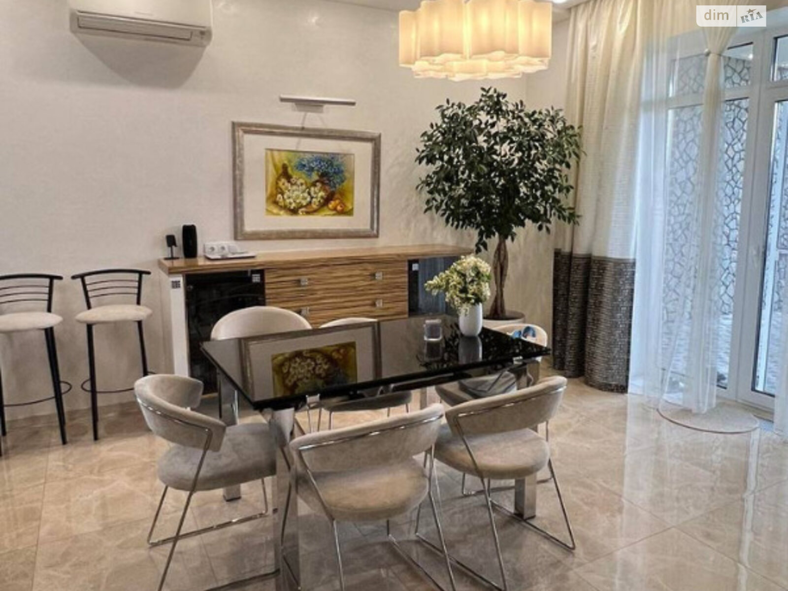 двоповерховий будинок з гаражем, 300 кв. м, цегла. Продаж у Шкарівці фото 1 двоповерховий будинок з гаражем, 300 кв. м, цегла. Продаж у Шкарівці фото 1