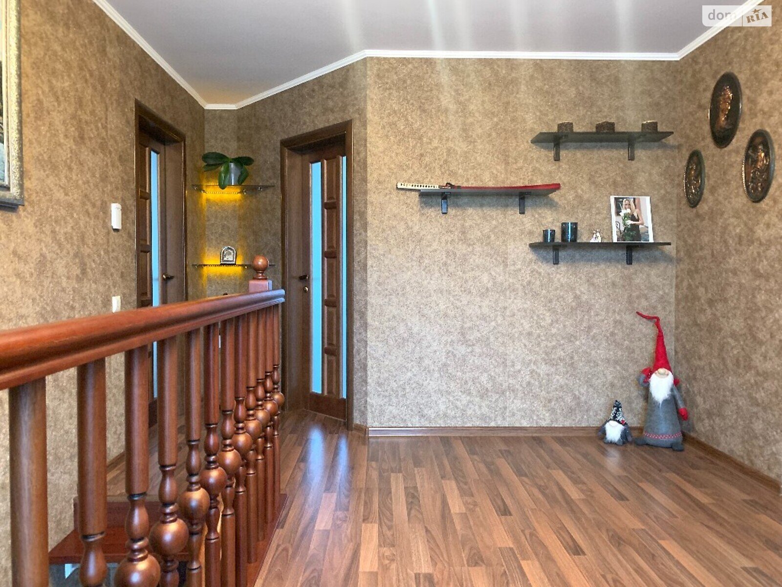 двухэтажный дом веранда, 150 кв. м, кирпич. Продажа в Шкуринцах фото 1
